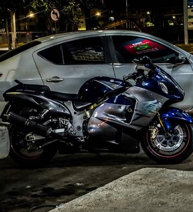 SUZUKI HAYABUSA GSX1300R SUZUKI HAYABUSA GSX1300R